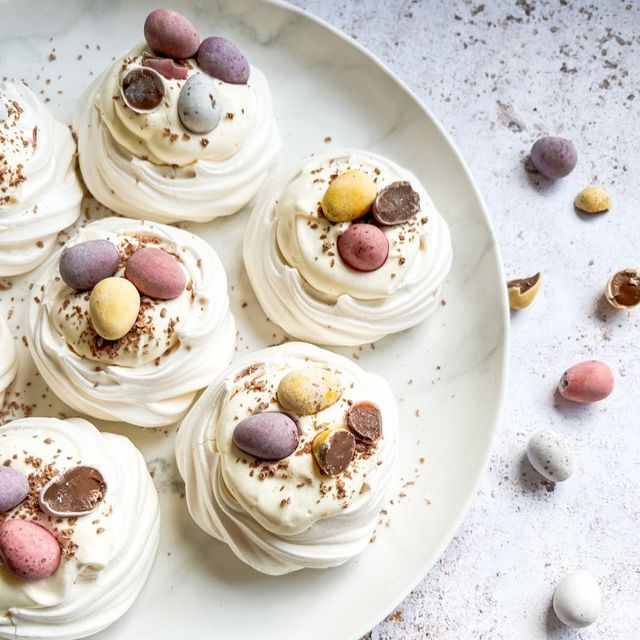 Easter Meringue Nests